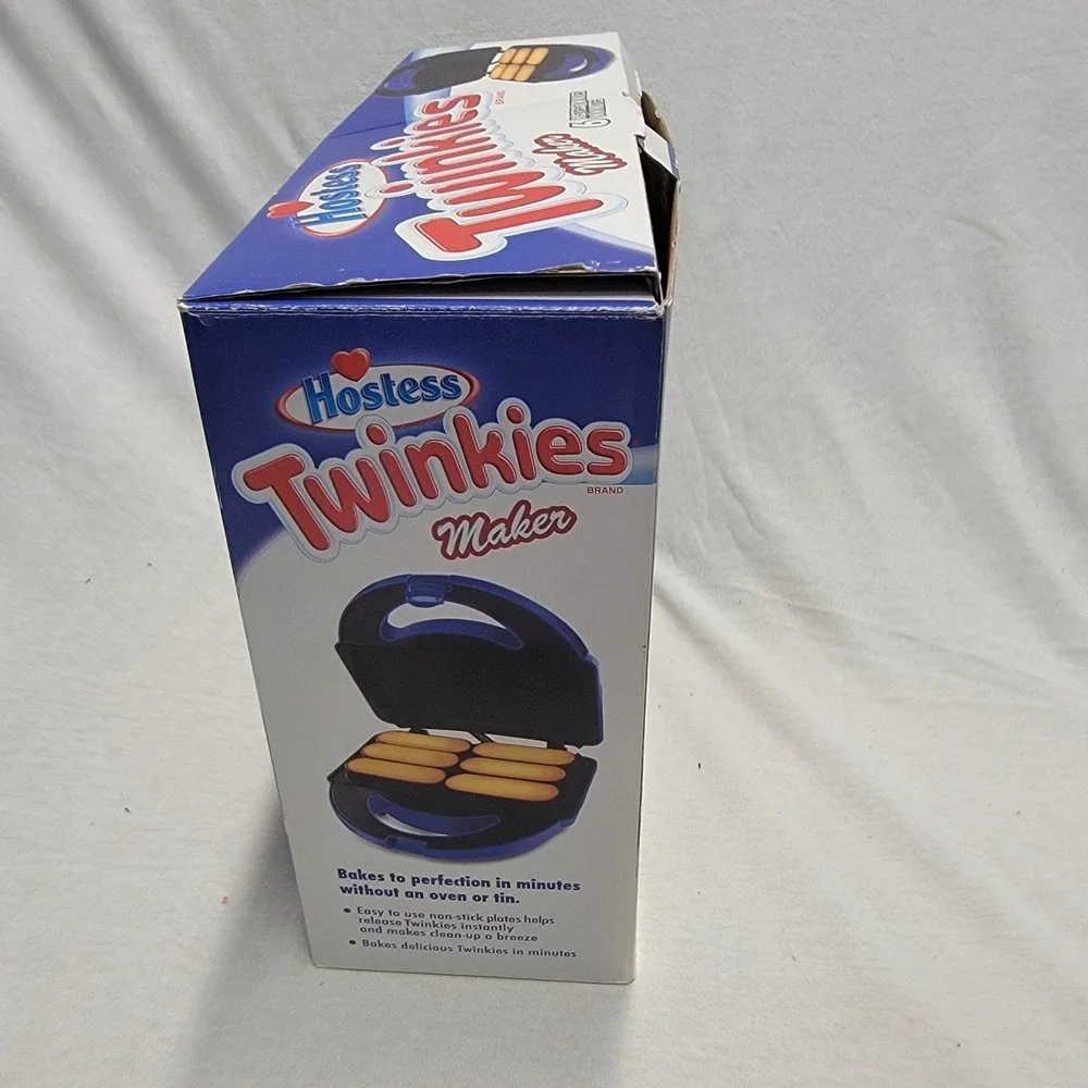 Hostess Twinkies Maker Machine Bake Perfect Twinkies Snack Cake Maker‎